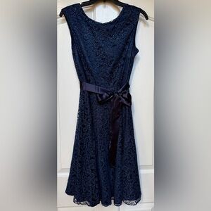 NWOT Tahari Elegant Navy Lace Overlay Sparkle Rhinestone Cocktail Bow Dress, 6